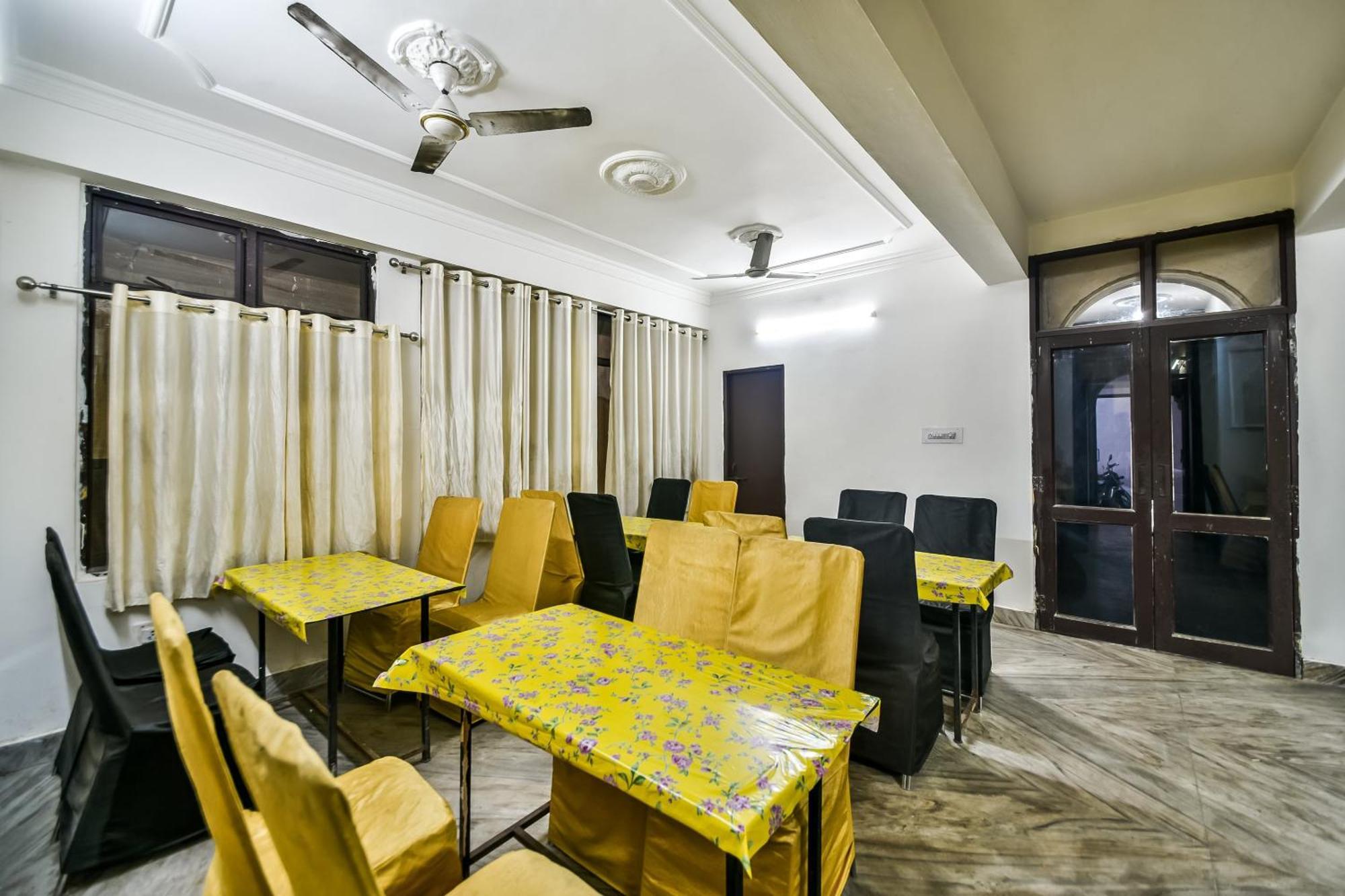 Hotel O 19660 Hotel Tirupati Residency Кота Экстерьер фото